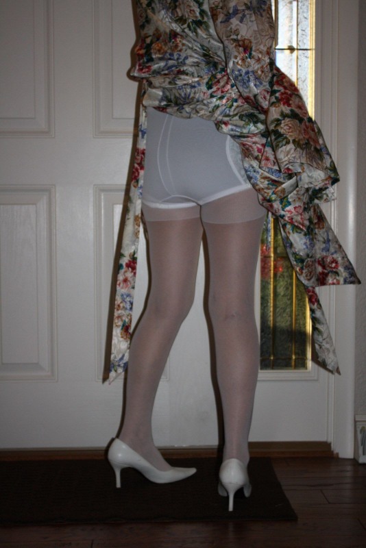 Vintage Cupid Floral Deluster Firm Control Panty Girdle Brief White XL
